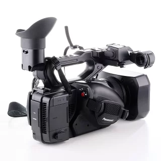 panasonic-hc-x20-4k-camcorder-used-warranty-06ac4b2a40aaff.jpg