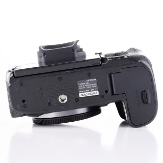 canon-eos-r5-camera-sc-max-227000-used-incl-vat-06ac640d6b9042.jpg