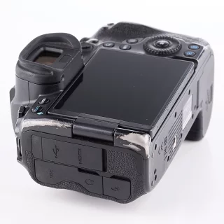 canon-eos-r5-camera-sc-max-227000-used-incl-vat-06ac640d71ec05.jpg