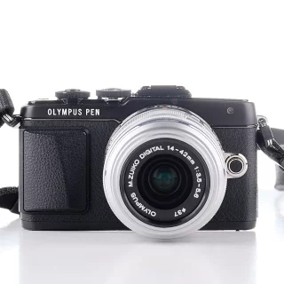 Olympus PEN E-PL7 + 14-42mm (sc. 1990) (käytetty)