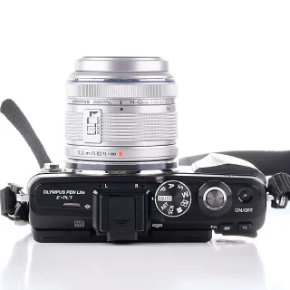 olympus-pen-e-pl7-14-42mm-sc-1990-used-06ac76638539b8.jpg