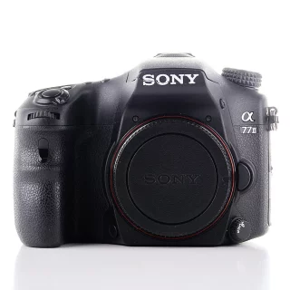 Sony A77 II -kamera (sc. 5140) (käytetty)