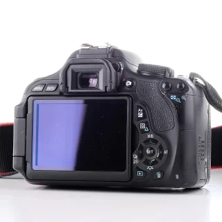 canon-eos-600d-18-55mm-sc-5980-used-06ad1c81e90e70.jpg