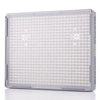Aputure Amaran HR672S -LED-paneeli (käytetty)