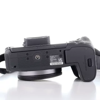 canon-eos-r8-camera-sc-max-2000-used-06ac8edd84030e.jpg