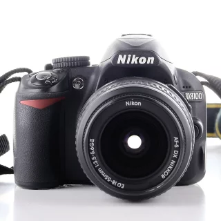 Nikon D3100 + 18-55mm (sc. 2580) (käytetty)