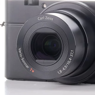 sony-rx100-digital-camera-used-06accdd7288db4.jpg
