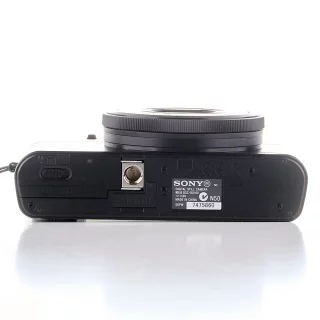 sony-rx100-digital-camera-used-06accdd73c75ae.jpg