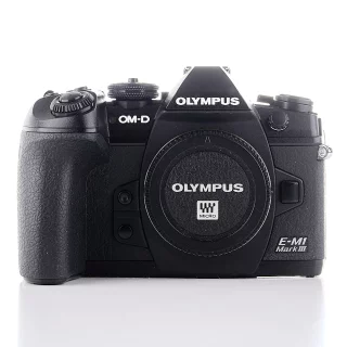 Olympus OM-D E-M1 Mark III -kamera (sc. 1160) (käytetty)