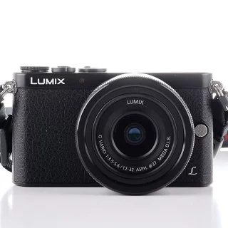 Panasonic Lumix DMC-GM1 + 12-32mm (käytetty)