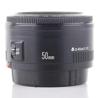 Canon EF 50mm f/1.8 II -objektiivi (käytetty)
