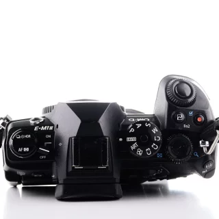 olympus-om-d-e-m1-mark-ii-camera-sc-1170-used-06ad08e911b36e.jpg