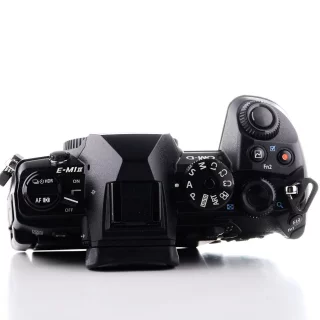 olympus-om-d-e-m1-mark-ii-camera-sc-17250-used-06ad5cc986f8bd.jpg