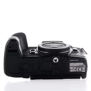 olympus-om-d-e-m1-mark-ii-camera-sc-17250-used-06ad5cc99080b2.jpg