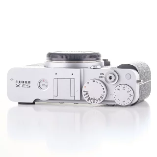 fujifilm-x-e5-camera-sc-7960-warranty-used-06ad228e0a48cd.jpg