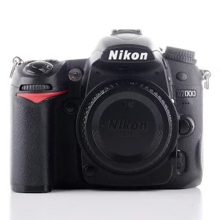 Nikon D7000 -kamera (sc. 26940) (käytetty)