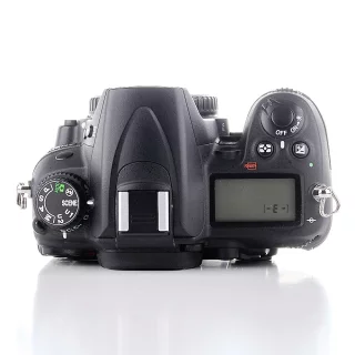 nikon-d7000-camera-sc-26940-used-06ad5fc9e9e753.jpg
