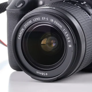 canon-eos-1300d-18-55mm-sc-60-used-06ad9afa0a8531.jpg