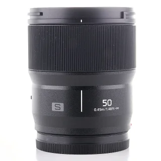 Panasonic Lumix S 50mm f/1.8 -objektiivi (L-Mount) (käytetty)