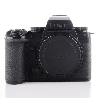 Panasonic Lumix S5 IIX -kamera (käytetty)