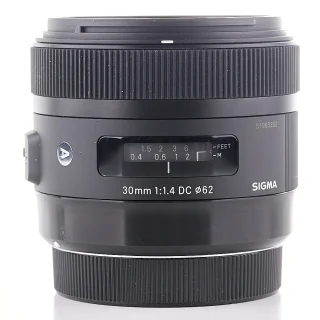 Sigma 30mm f/1.4 DC HSM Art -objektiivi (Canon EF-S) (käytetty) (sis. ALV)