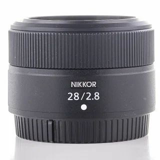 Nikon Nikkor Z 28mm f/2.8 -objektiivi (käytetty)