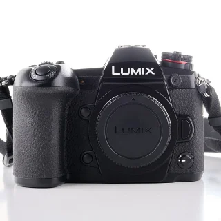 Panasonic Lumix G9 -kamera (sc. 550) (käytetty)