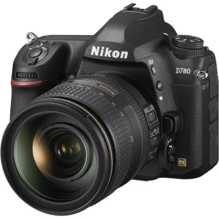 Nikon D780 + AF-S 24-120mm f/4G ED VR kit