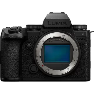 Panasonic Lumix S5 Mark II X -runko