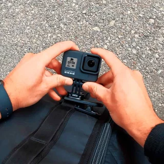 gopro_magnetic_swivel_clip_magneettinen_kiinnitysklipsi-06477082231f84.jpg