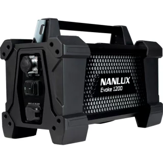 nanlux_evoke_1200_led_valo-064ad2b6ff00f5.jpg