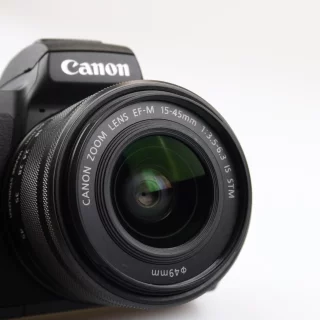 canon_eos_m50_mark_ii_15_45mm_kit_musta_kaytetty-064da14e73ad9e.jpg