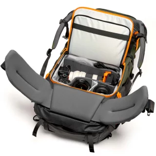 lowepro_backpack_photosport_pro_70l_aw_iv_s_m_dark_green-0658404e15cf0b.jpg