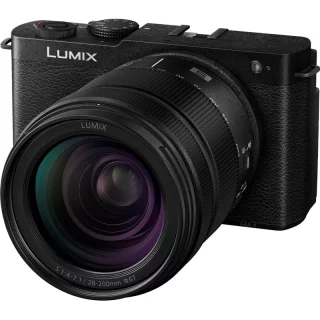 Panasonic Lumix S9 + 28-200mm F4-7.1 kit