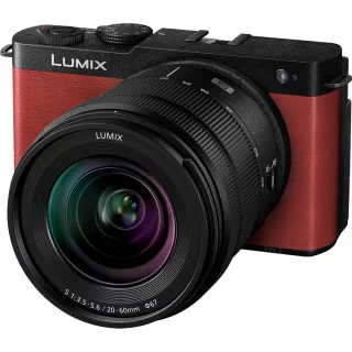 Panasonic Lumix S9 + 20-60mm F3.5-5.6 kit - Punainen