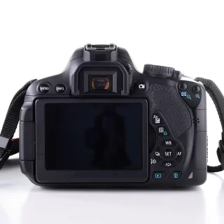 canon-eos-650d-18-55mm-sc-18210-kaytetty-066cda9aabb578.jpg