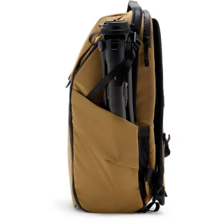 peak-design-everyday-backpack-30l-v2-kamerareppu-coyote-066cf2d0985eb4.jpg