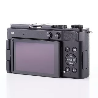 panasonic-lumix-s9-runko-sc-9880-takuu-kaytetty-067123161868f4.jpg