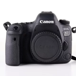 Canon EOS 6D Mark II -runko (sc. 110280) (käytetty)