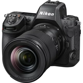 Nikon Z8 + Z 24-120mm F4 S kit