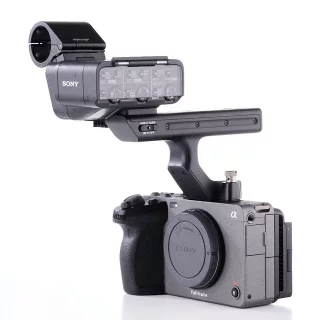 sony-fx3-cinema-line-xlr-handle-takuu-sis-alv-kaytetty-06724cb8996e4f.jpg