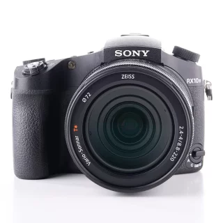 Sony RX10 Mark IV (käytetty)