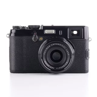 fujifilm-x100-limited-edition-black-kaytetty-06798c8b3bcd00.jpg