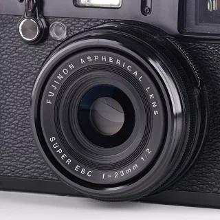 fujifilm-x100-limited-edition-black-kaytetty-06798c8b3c0d50.jpg