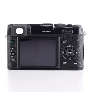 fujifilm-x100-limited-edition-black-kaytetty-06798c8b442844.jpg