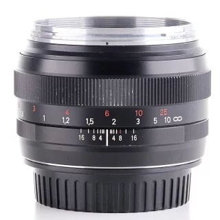 zeiss-ze-slr-lens-kit-canon-ef-kaytetty-067b70016318c6.jpg