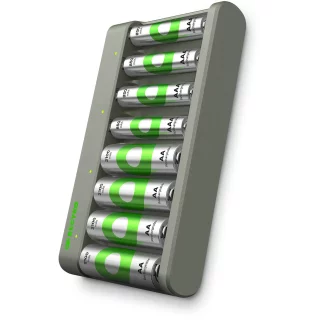 GP ReCyko E821 -patterilaturi 4 x AA- ja 4 x AAA 850mah
