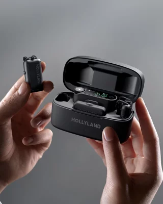 hollyland-lark-max-2-ultimate-combo-wireless-microphone-system-06a8c455ded6ec.jpg